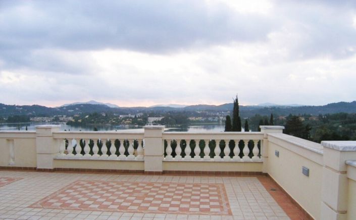 Image No.25-6 Bed Villa for sale