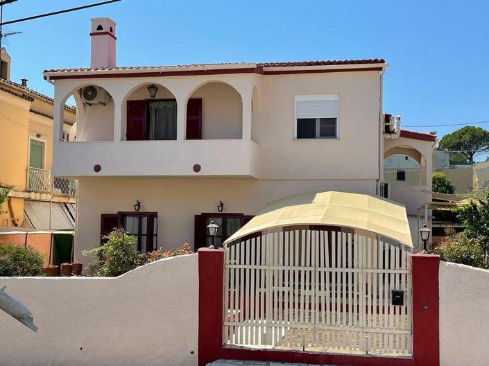 Image No.2-3 Bed Property for sale