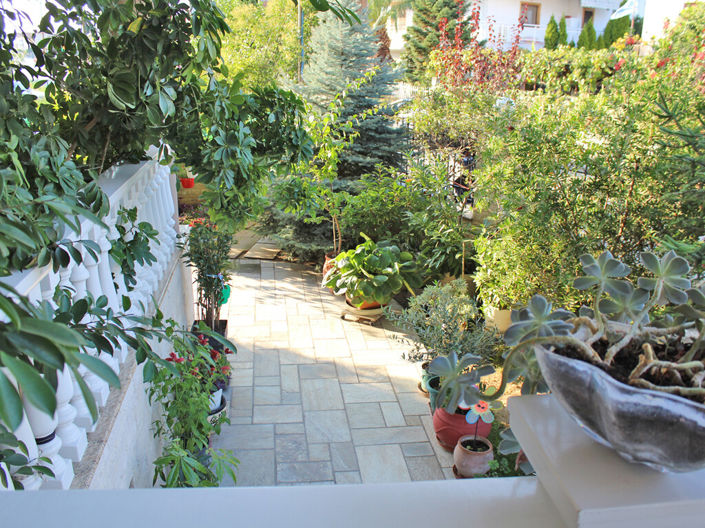 Image No.23-4 Bed Property for sale