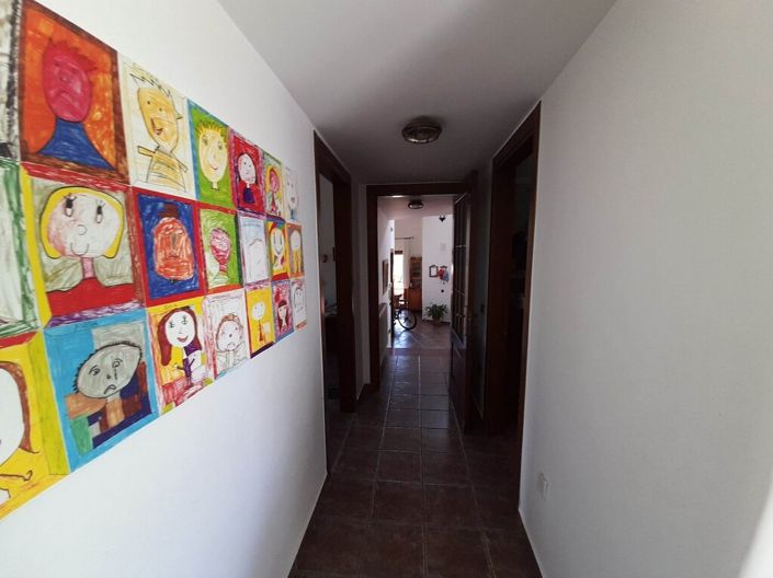 Image No.21-4 Bed Property for sale