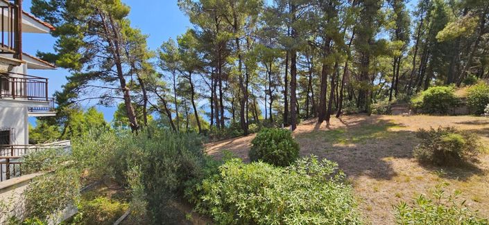 Image No.2-2 Bed Maisonette for sale