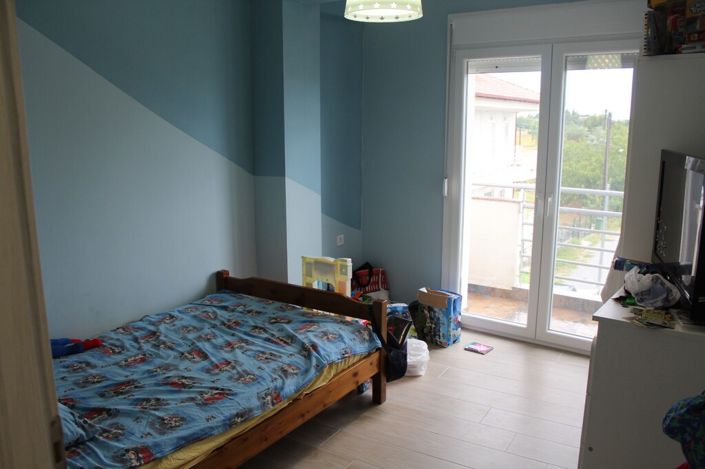 Image No.19-3 Bed Maisonette for sale