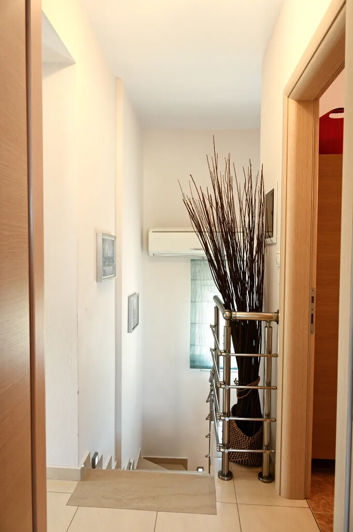 Image No.14-3 Bed Property for sale