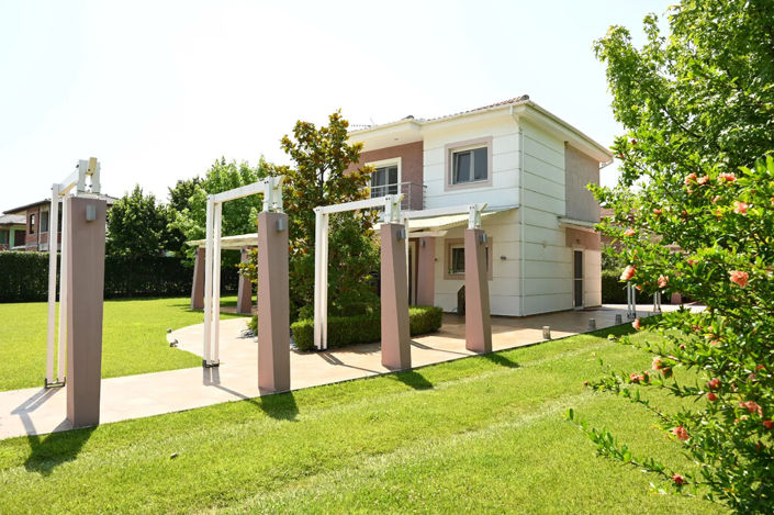 Image No.2-3 Bed Property for sale