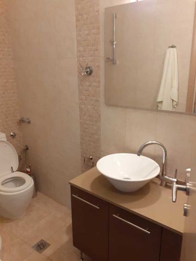 Image No.7-4 Bed Property for sale