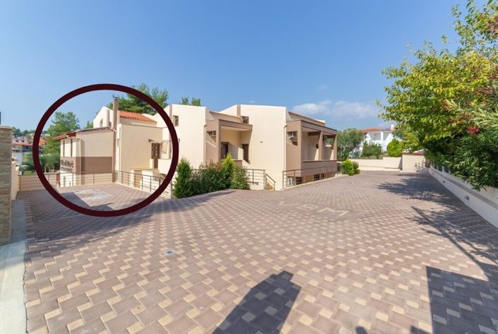 Image No.2-4 Bed Maisonette for sale