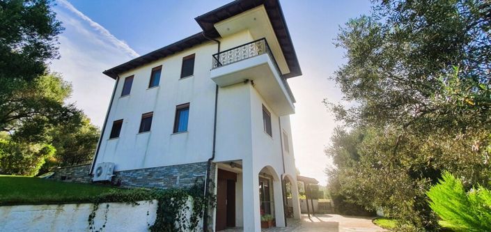 Image No.21-5 Bed Villa for sale