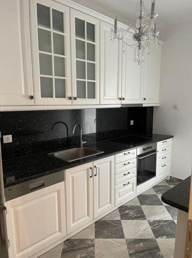 Image No.8-2 Bed Flat for sale