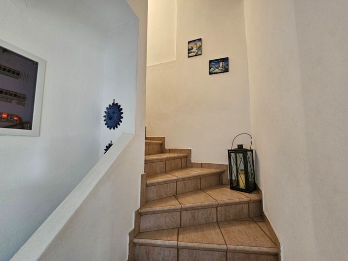 Image No.11-4 Bed Maisonette for sale