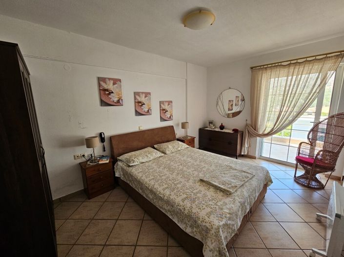 Image No.15-4 Bed Maisonette for sale