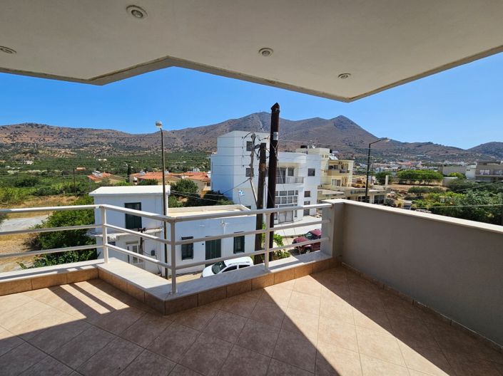 Image No.18-4 Bed Maisonette for sale