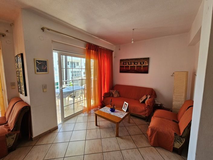 Image No.2-4 Bed Maisonette for sale