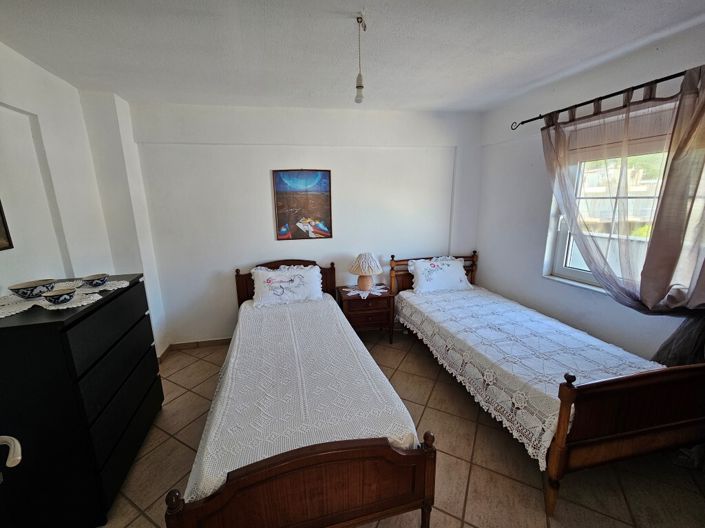 Image No.24-4 Bed Maisonette for sale