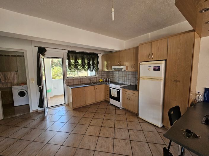 Image No.4-4 Bed Maisonette for sale