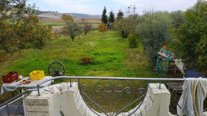 Image No.9-5 Bed Maisonette for sale