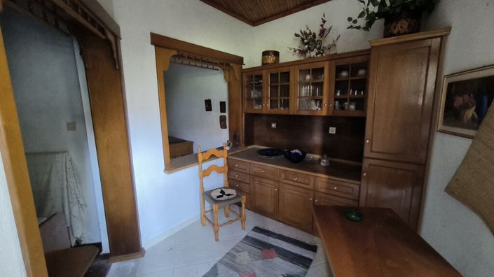 Image No.17-5 Bed Maisonette for sale