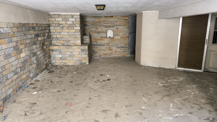 Image No.3-5 Bed Maisonette for sale