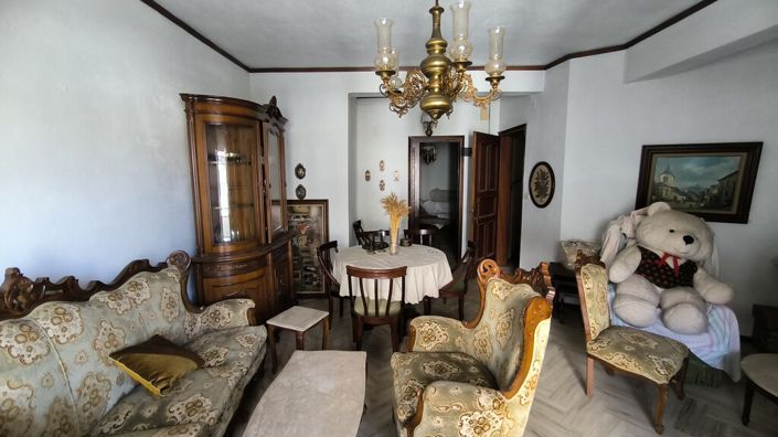 Image No.7-5 Bed Maisonette for sale