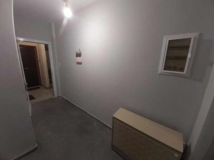 Image No.22-2 Bed Flat for sale