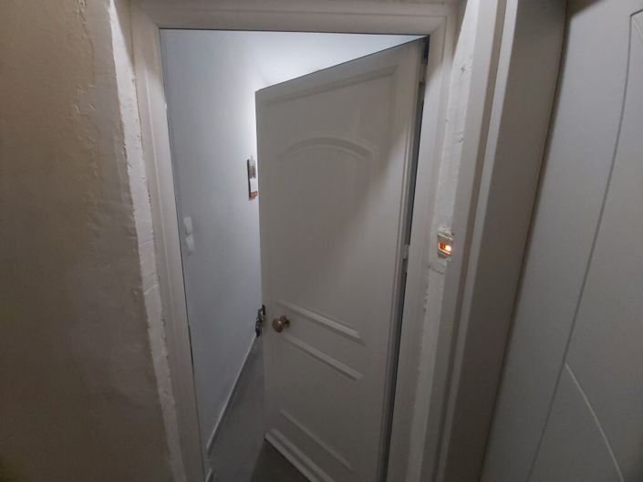 Image No.25-2 Bed Flat for sale