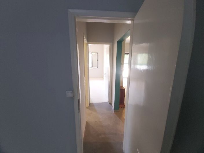 Image No.7-2 Bed Flat for sale