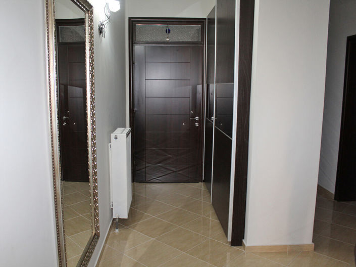 Image No.9-6 Bed Property for sale