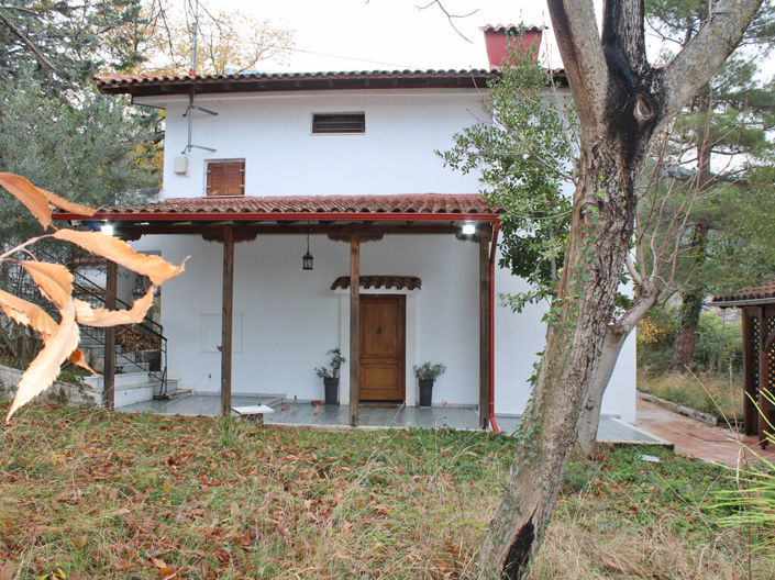 Image No.26-3 Bed Property for sale