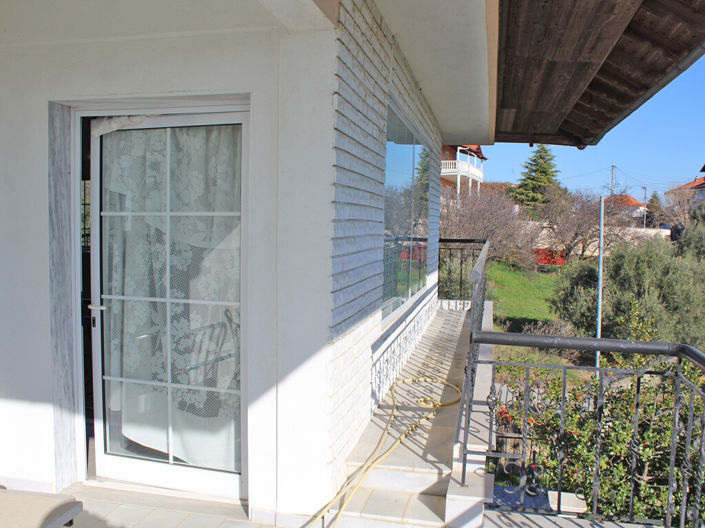 Image No.18-4 Bed Property for sale