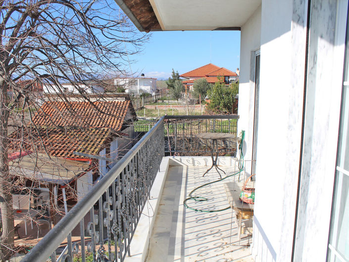 Image No.20-4 Bed Property for sale