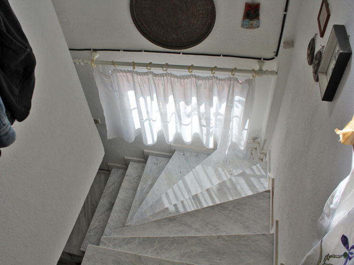 Image No.21-4 Bed Property for sale