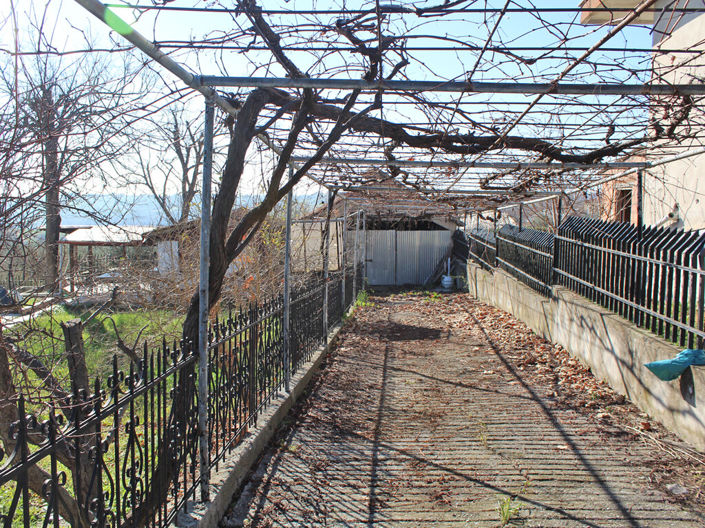 Image No.25-4 Bed Property for sale