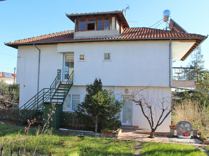 Image No.26-4 Bed Property for sale