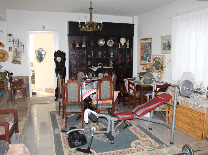 Image No.7-4 Bed Property for sale