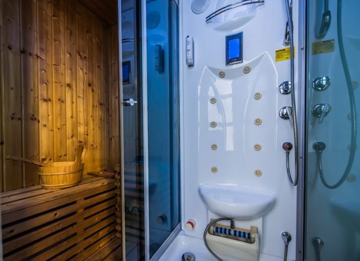 Image No.18-3 Bed Property for sale