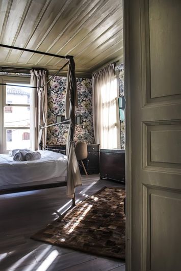 Image No.28-3 Bed Property for sale