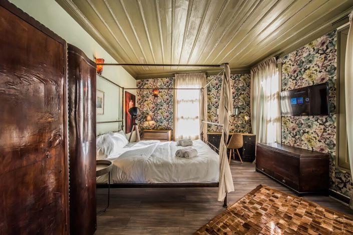 Image No.5-3 Bed Property for sale