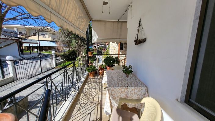 Image No.17-2 Bed Maisonette for sale