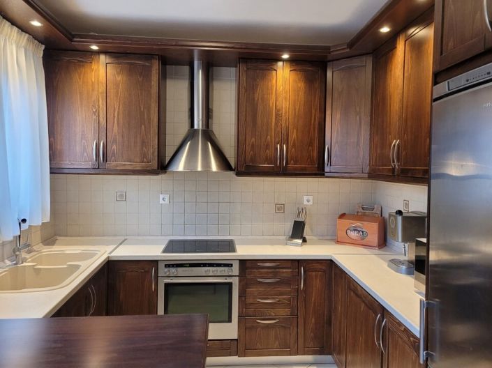 Image No.10-3 Bed Maisonette for sale