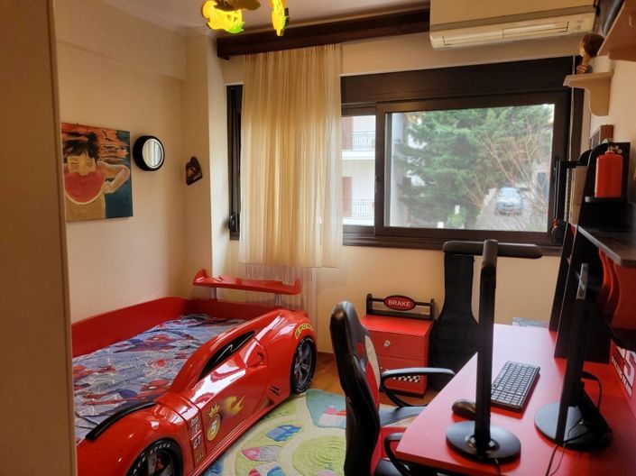 Image No.19-3 Bed Maisonette for sale