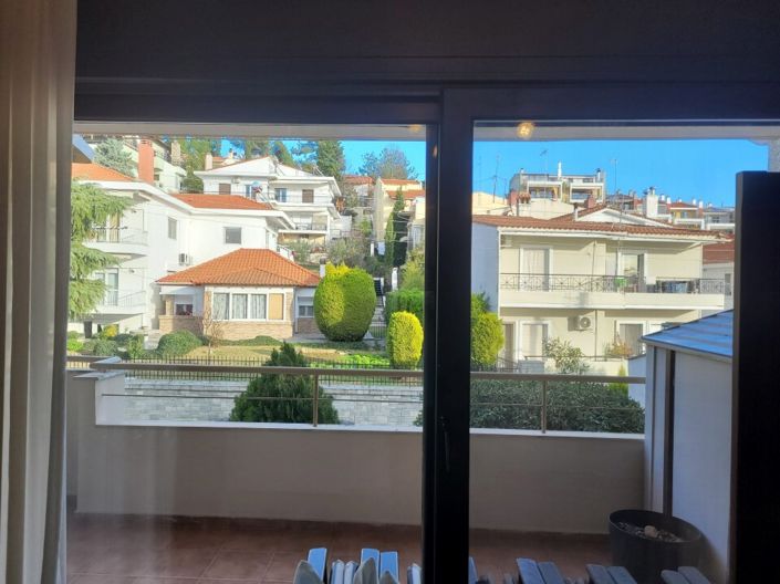 Image No.23-3 Bed Maisonette for sale