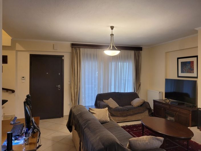 Image No.7-3 Bed Maisonette for sale