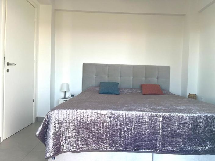 Image No.18-3 Bed Property for sale