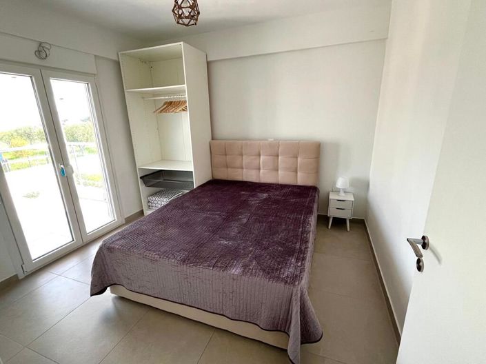 Image No.19-3 Bed Property for sale