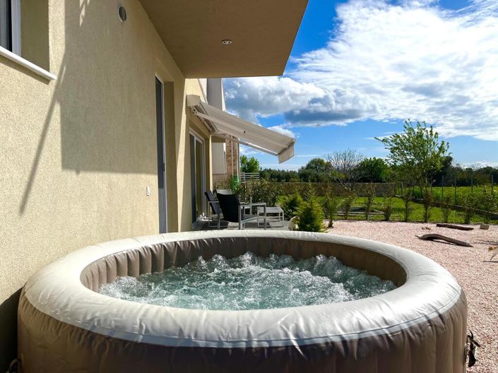 Image No.28-3 Bed Property for sale