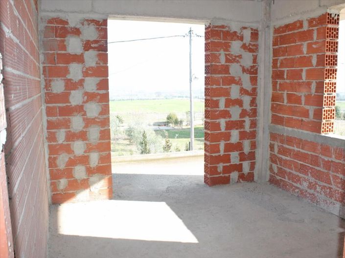 Image No.10-3 Bed Property for sale