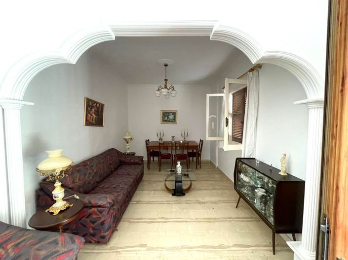 Image No.21-8 Bed Villa for sale