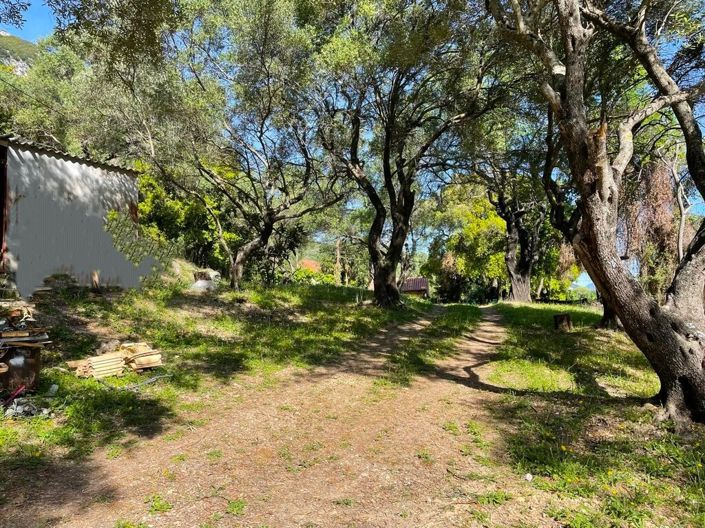 Image No.20-1 Bed Property for sale