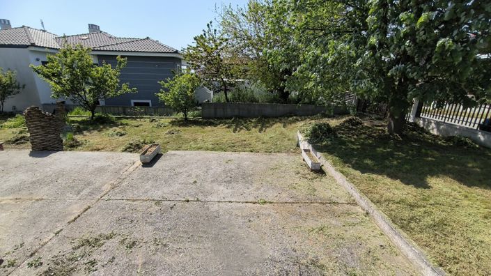 Image No.27-4 Bed Property for sale