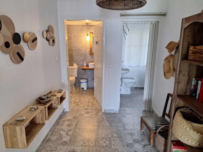 Image No.11-2 Bed Maisonette for sale