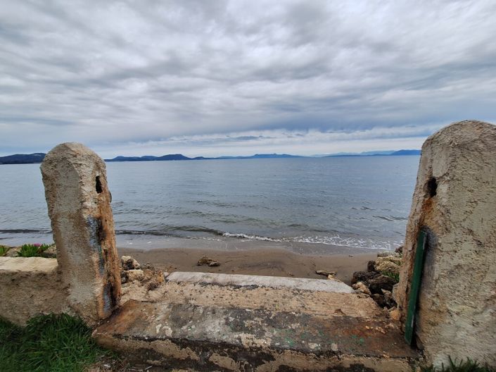 Image No.25-2 Bed Maisonette for sale